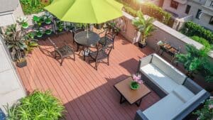 Living Garden balcony with tables and chairs